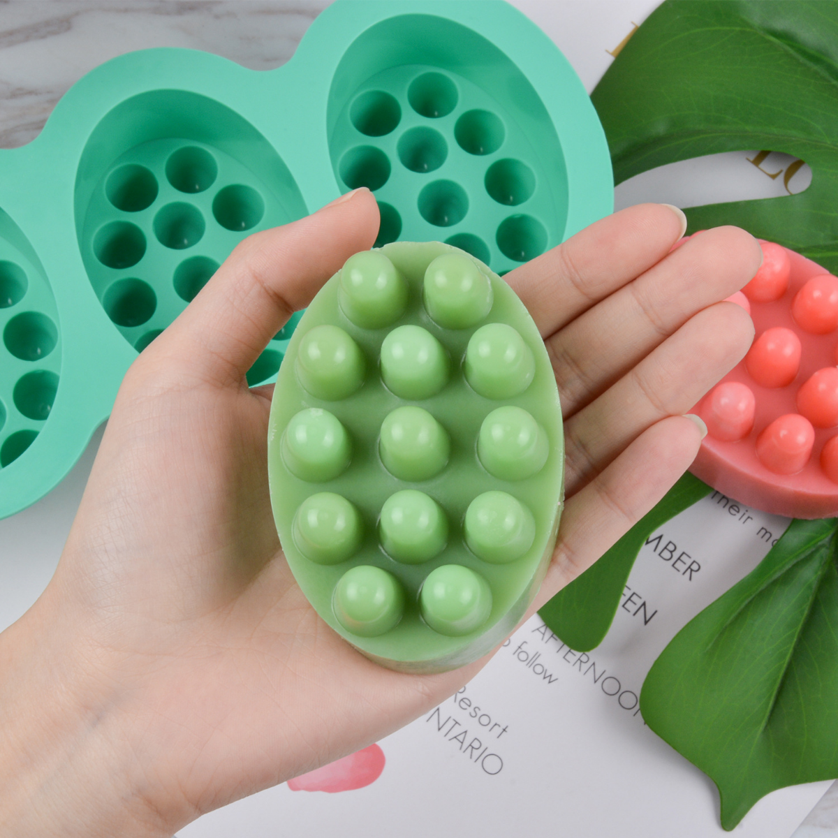 4 Hole Oval Massage Soap Silic - Candle Making Set のレビューと価格